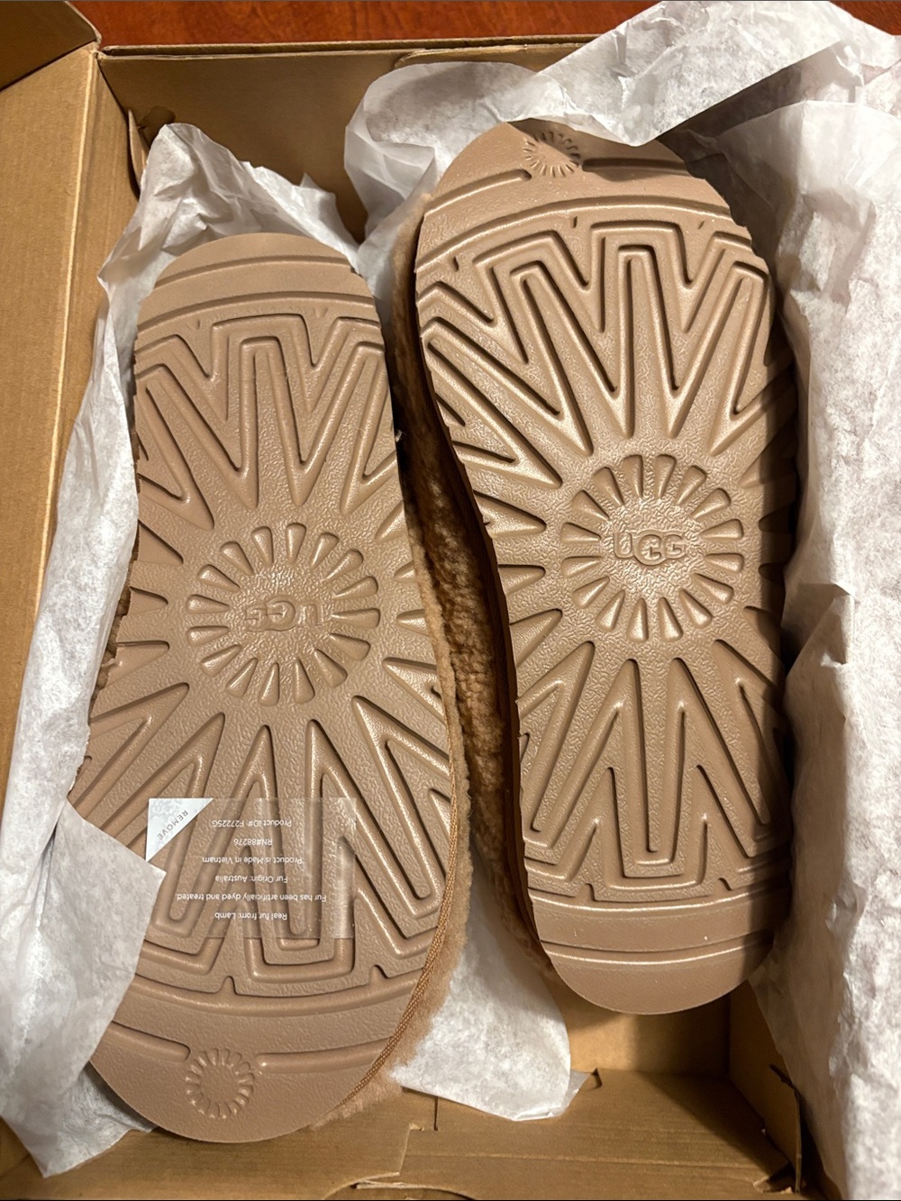 UGG Chestnut Shearling Slip-On with Braided Trim - Picture 3 of 3